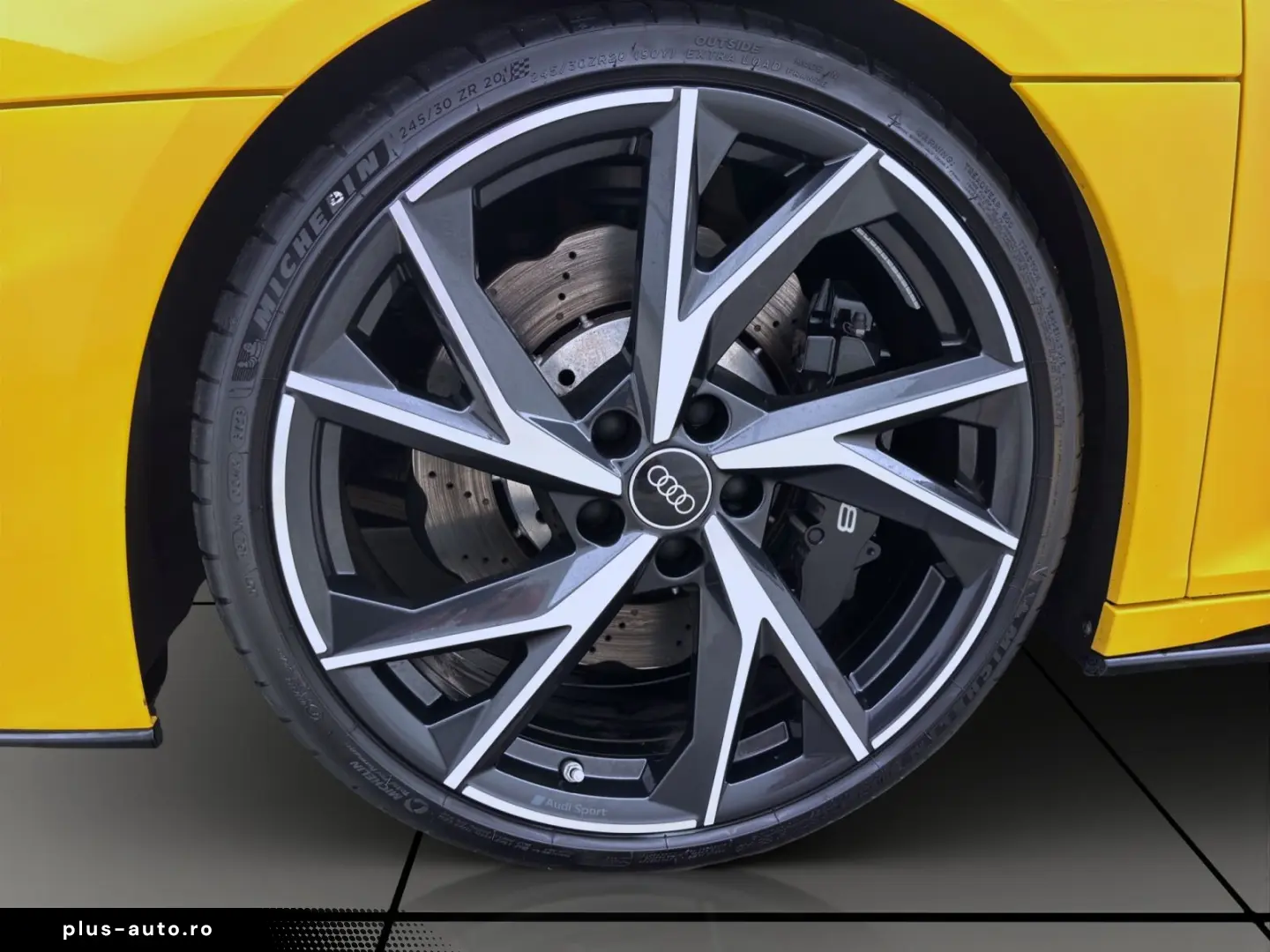 AUDI R8 Spyder V10 RWD PERFORMANCE B&O LM20 KAMERA NA