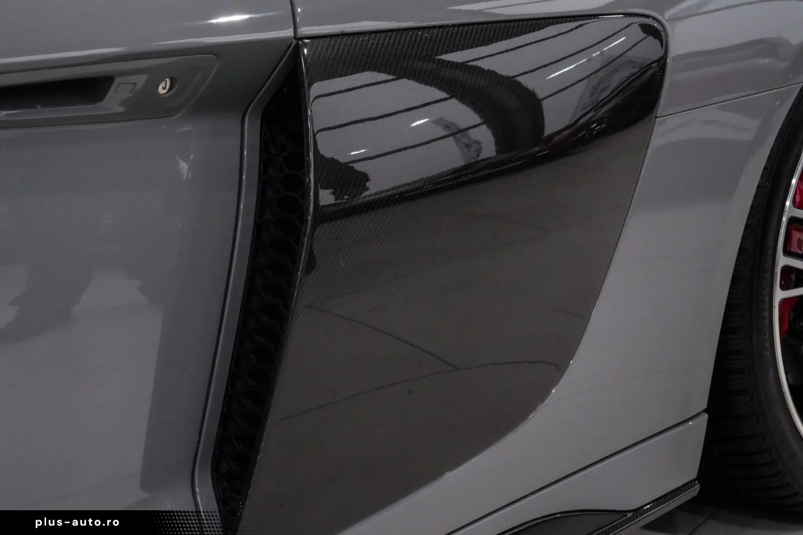 AUDI R8 Spyder performance quattro CARBON B&O RAUTE