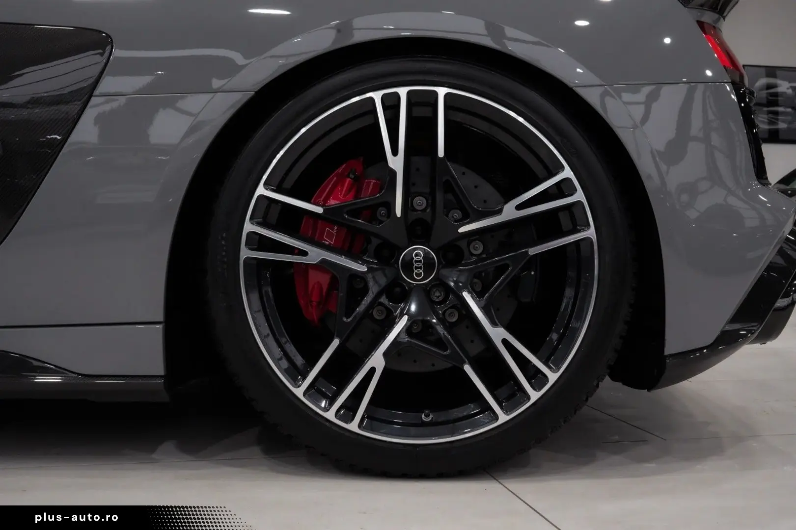 AUDI R8 Spyder performance quattro CARBON B&O RAUTE