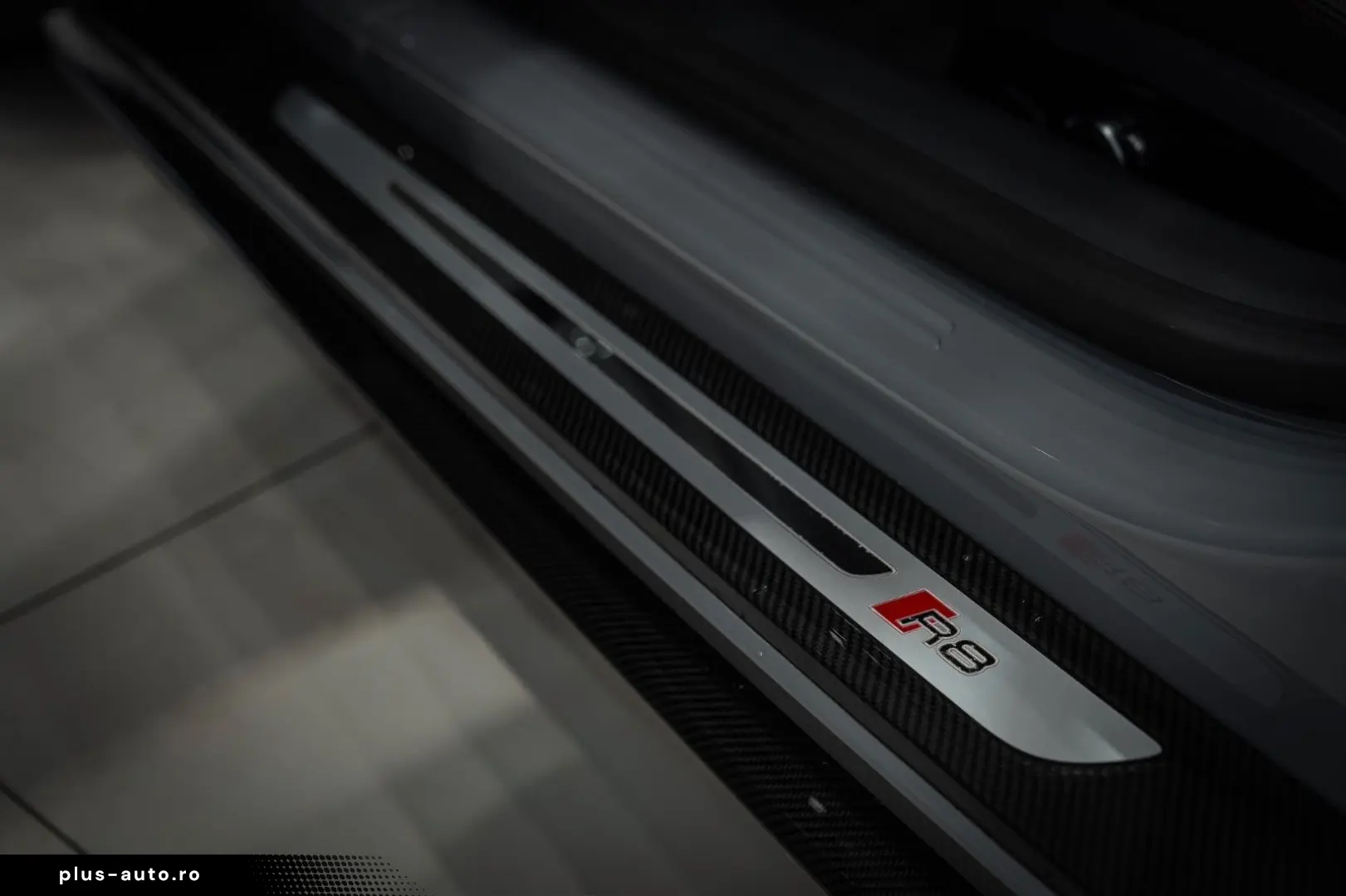 AUDI R8 Spyder performance quattro CARBON B&O RAUTE
