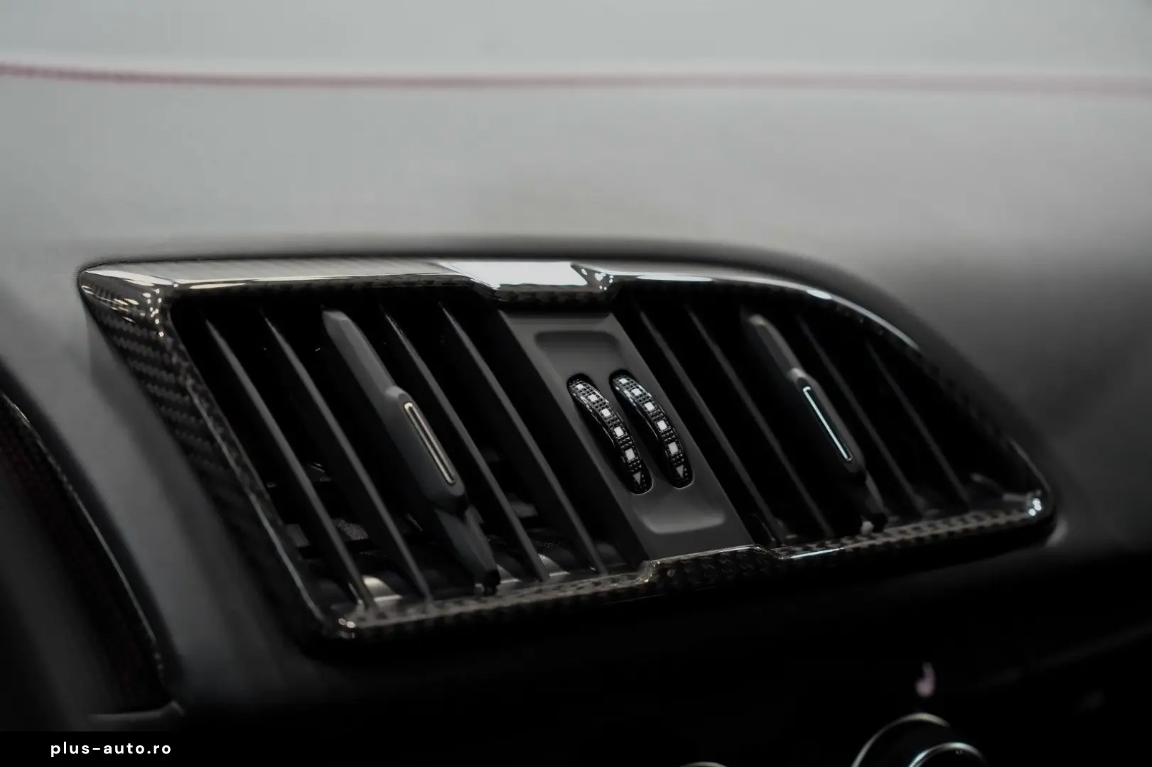 AUDI R8 Spyder performance quattro CARBON B&O RAUTE