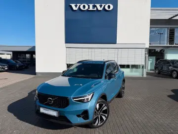 VOLVO XC40 B3 Plus Dark 2WD