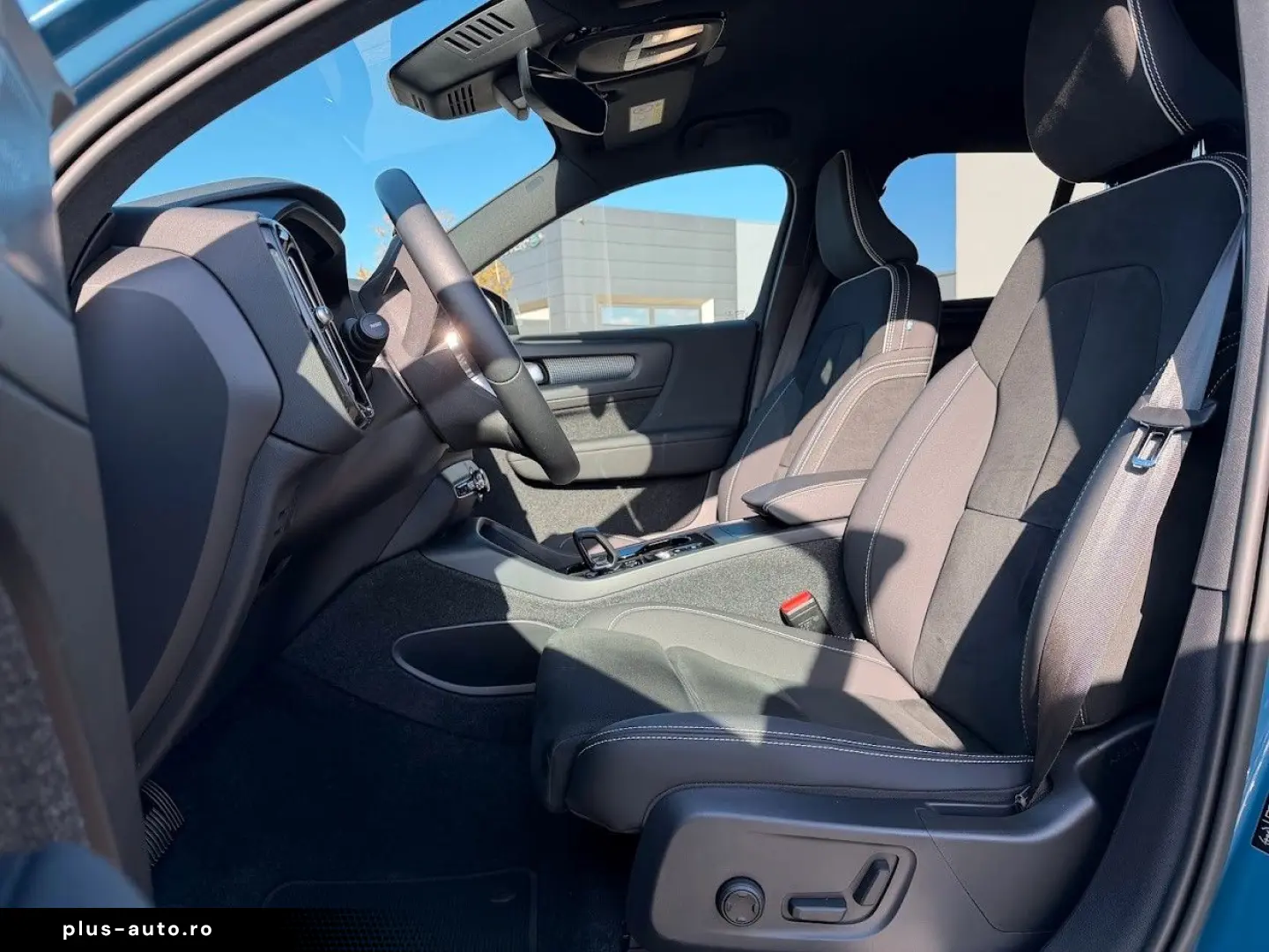VOLVO XC40 B3 Plus Dark 2WD