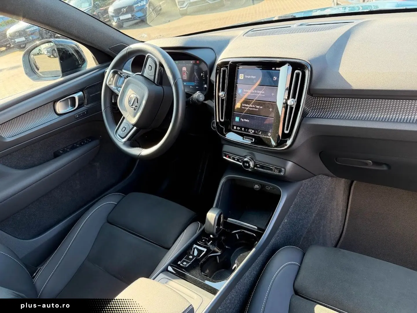 VOLVO XC40 B3 Plus Dark 2WD