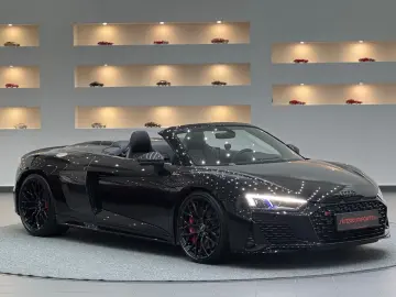 AUDI R8 5.2 FSI performance S tron. quat. Spyder