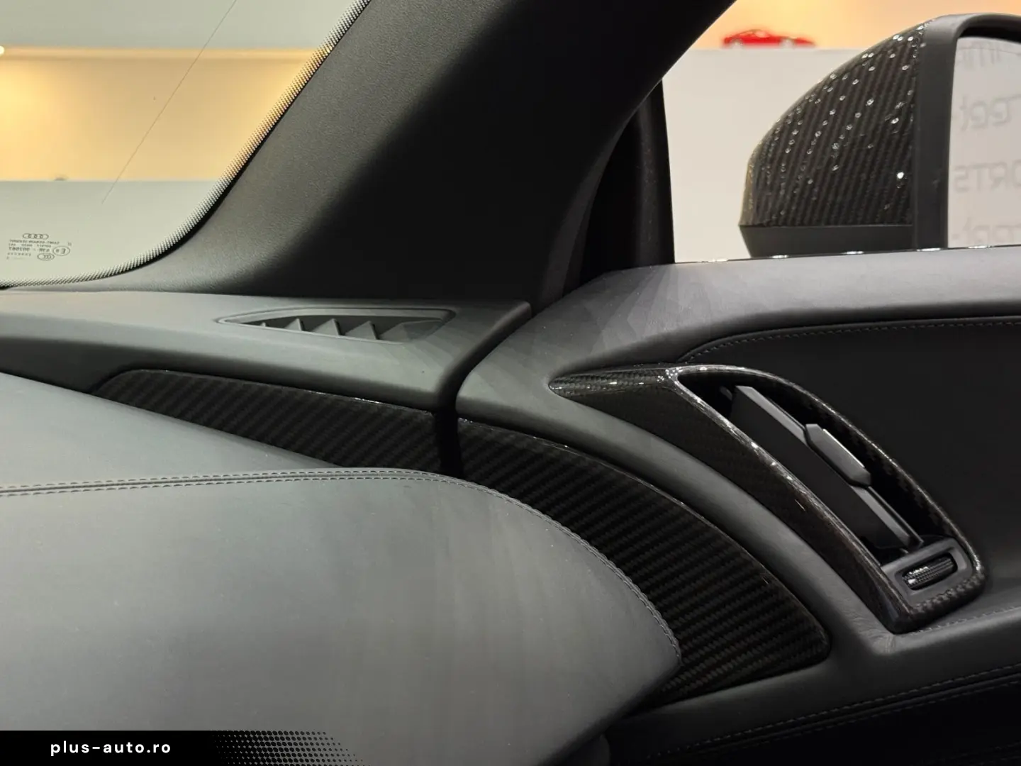 AUDI R8 5.2 FSI performance S tron. quat. Spyder