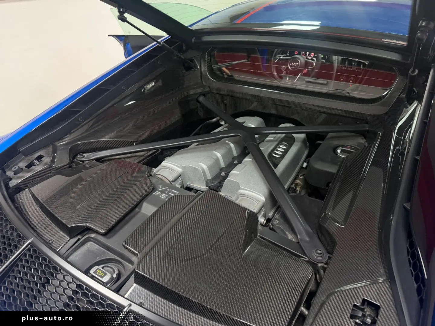 AUDI R8 Coupe 5.2 FSI quattro performance Voll Carbon