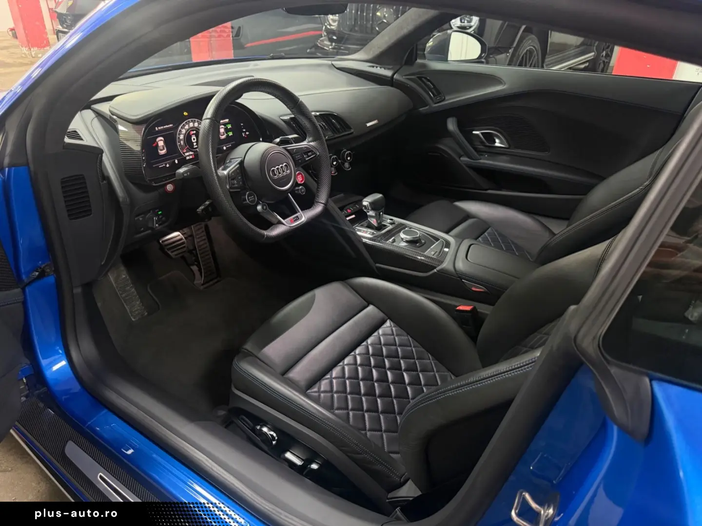AUDI R8 Coupe 5.2 FSI quattro performance Voll Carbon