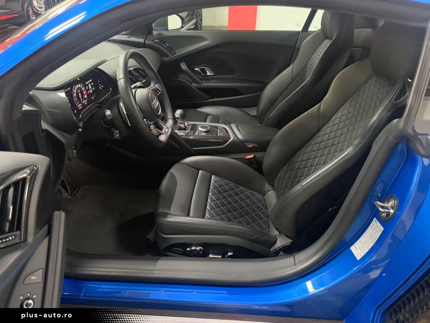 AUDI R8 Coupe 5.2 FSI quattro performance Voll Carbon