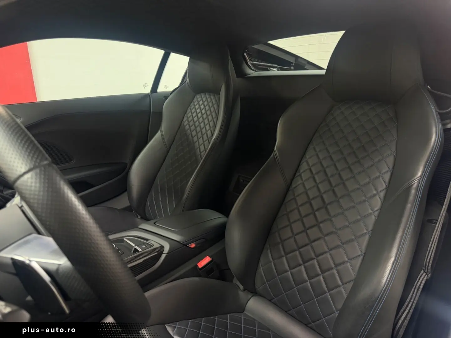 AUDI R8 Coupe 5.2 FSI quattro performance Voll Carbon