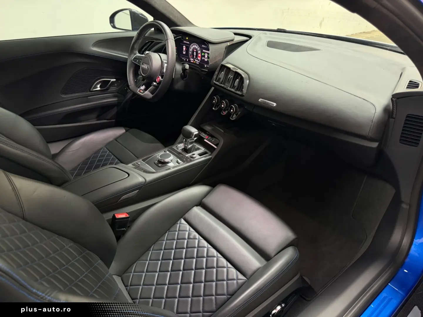 AUDI R8 Coupe 5.2 FSI quattro performance Voll Carbon
