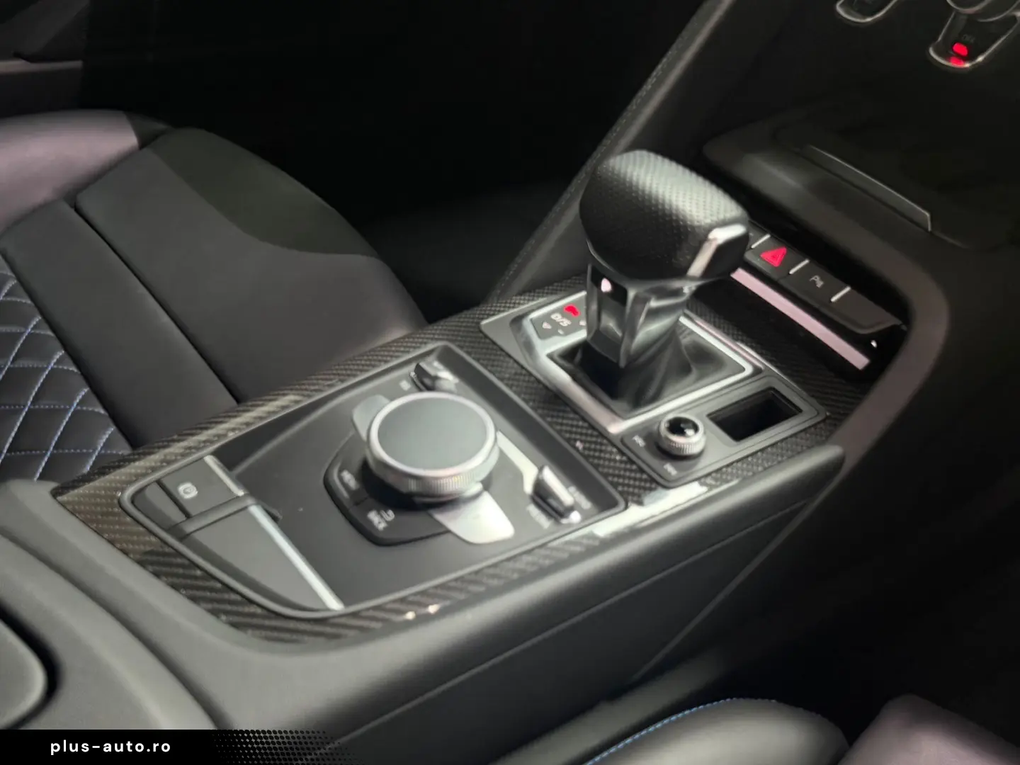 AUDI R8 Coupe 5.2 FSI quattro performance Voll Carbon