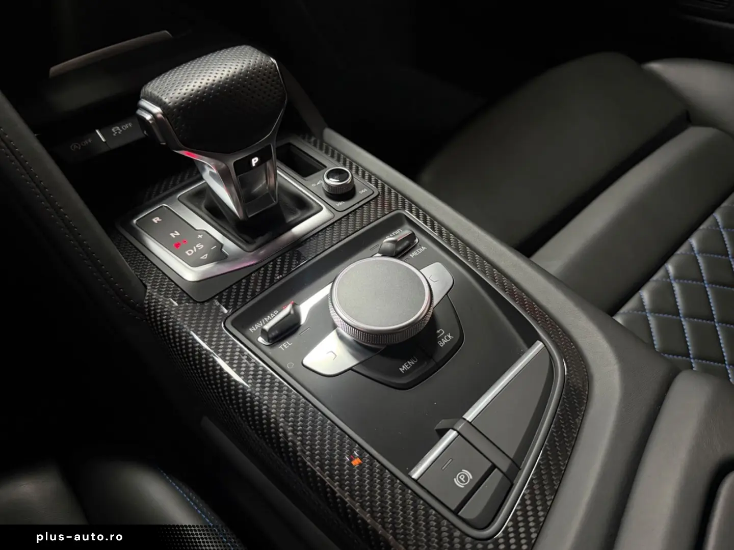 AUDI R8 Coupe 5.2 FSI quattro performance Voll Carbon