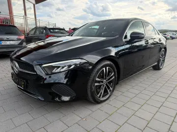 MERCEDES-BENZ A 180 Limousine Progressive