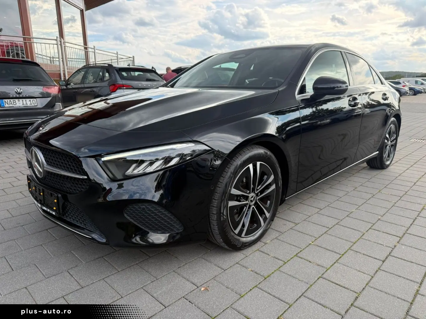 MERCEDES-BENZ A 180 Limousine Progressive