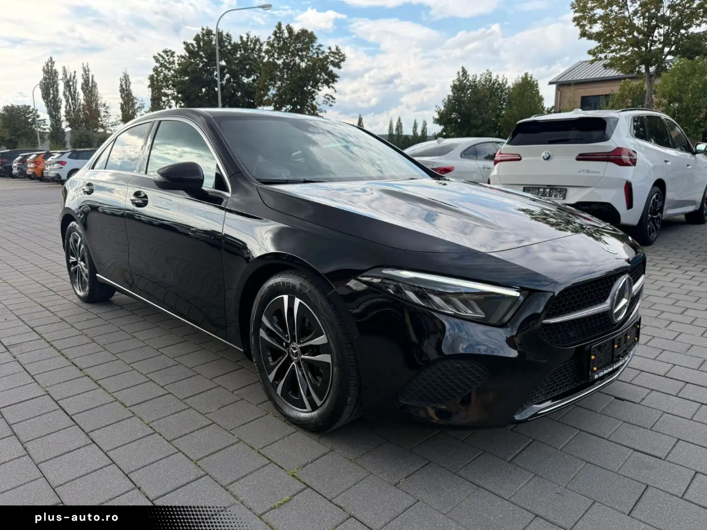 MERCEDES-BENZ A 180 Limousine Progressive
