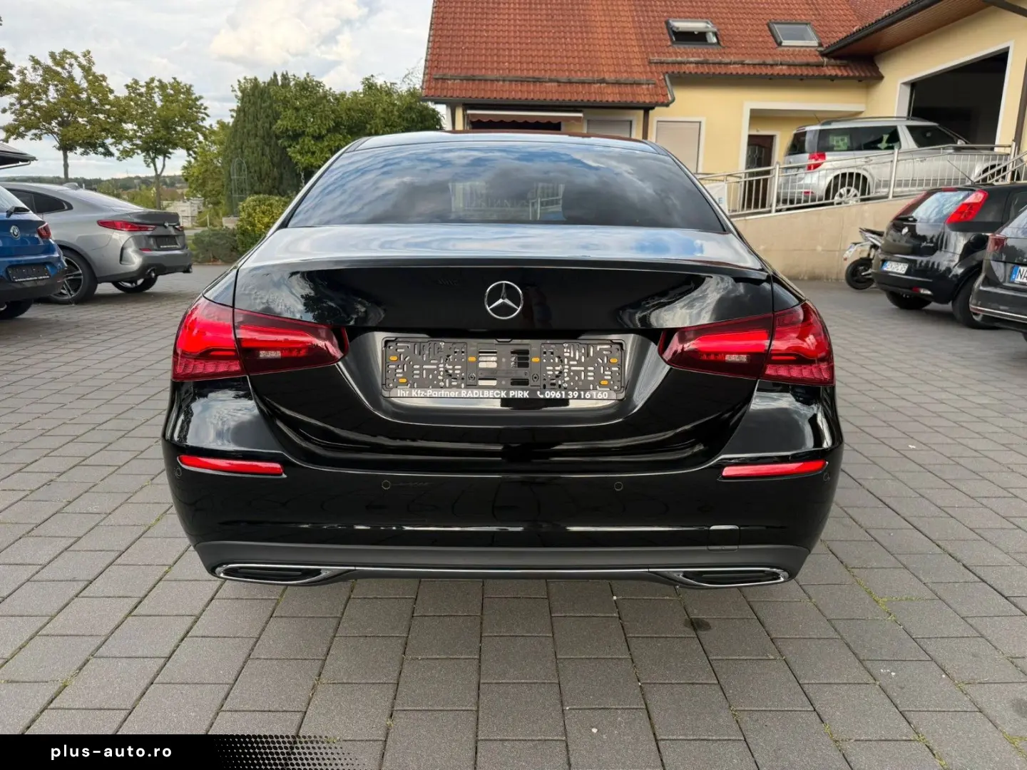 MERCEDES-BENZ A 180 Limousine Progressive