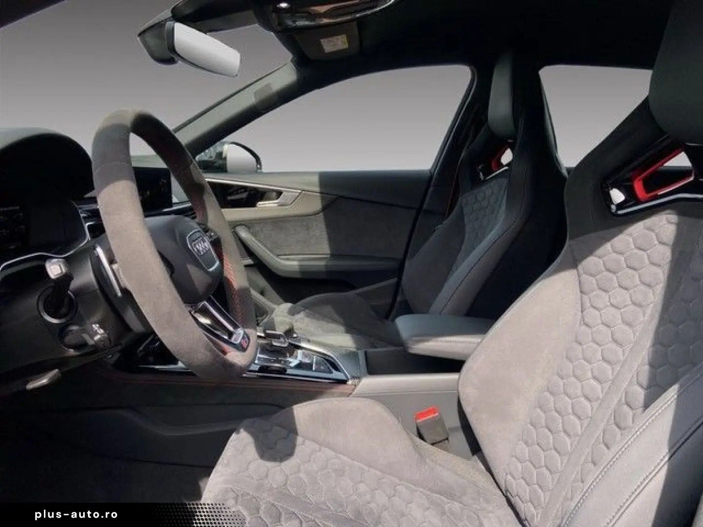 AUDI RS 4 Avant 2.9 TFSI quattro RS quattro AHK MATRI