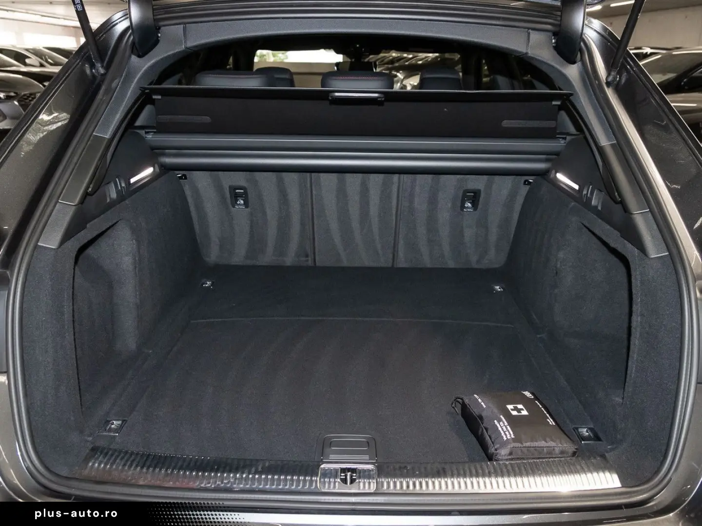 AUDI RS4 Avant TFSI quattro Competition Keyless B&O