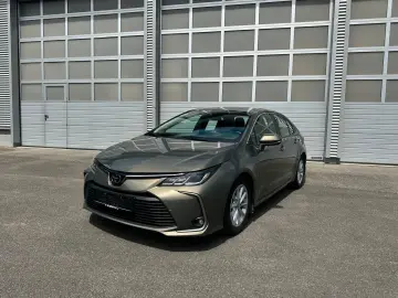 TOYOTA Corolla  Autom  ACC LED  Garantie
