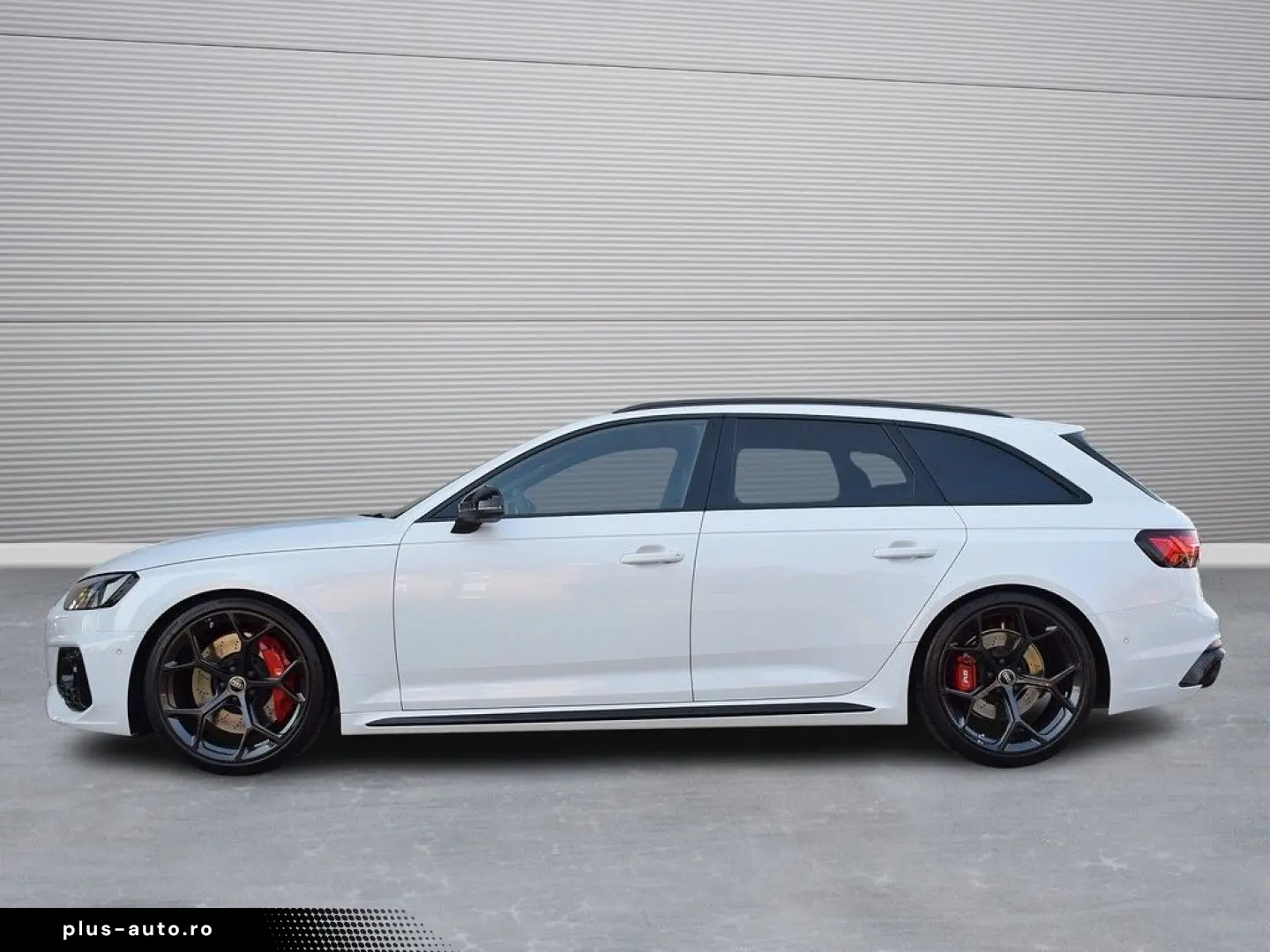 AUDI RS 4 Avant 2.9 TFSI qu Tip  Competition  Matrix