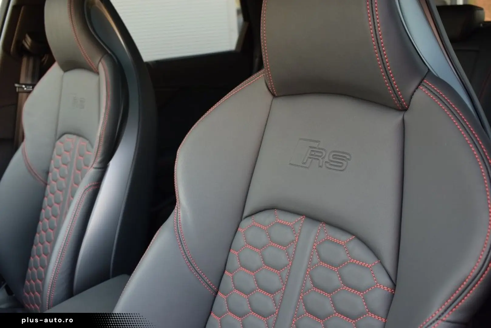 AUDI RS 4 Avant 2.9 TFSI qu Tip  Competition  Matrix