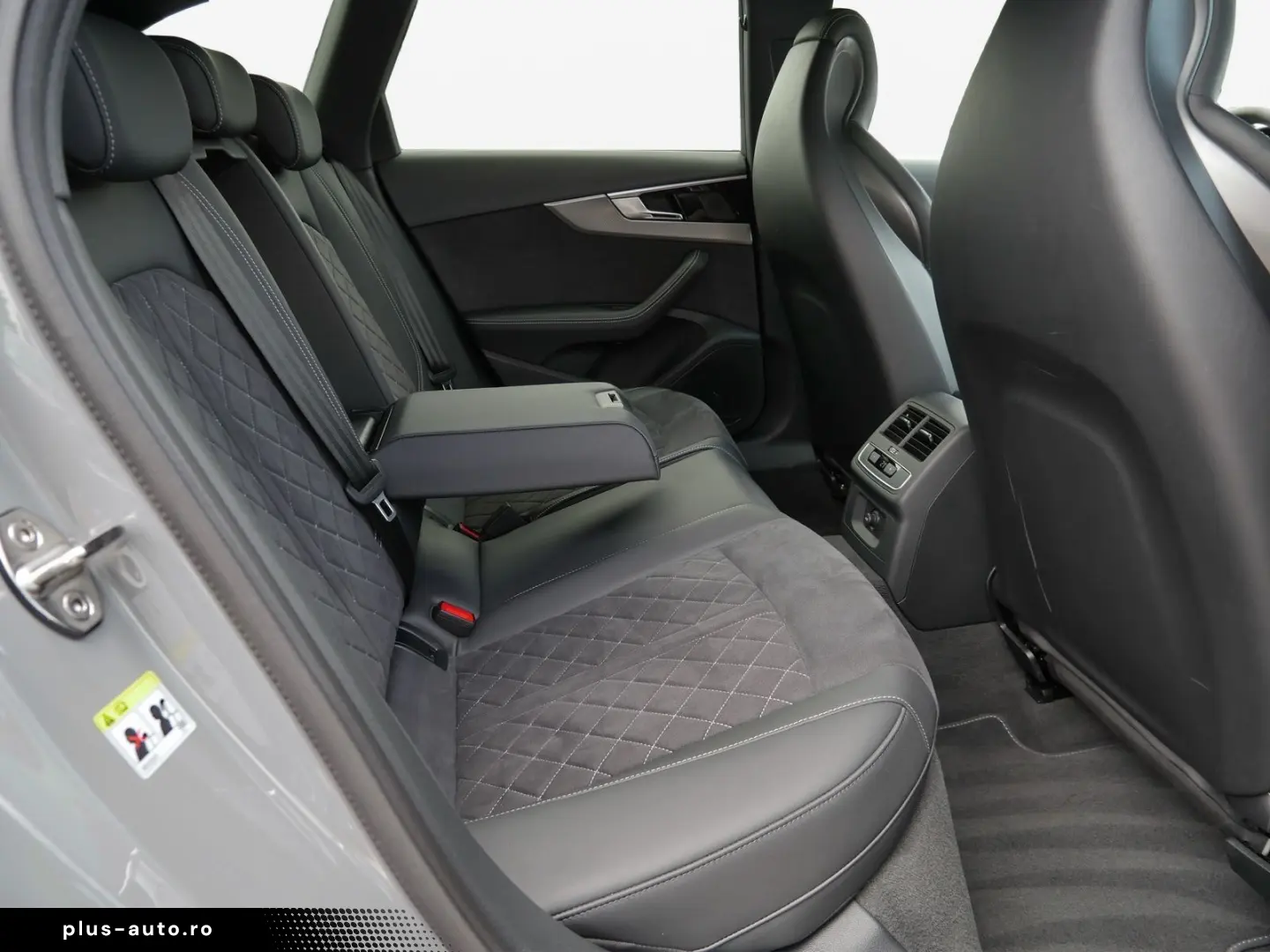 AUDI RS 4 Avant quattro Kamera SportAGA Sportsitze