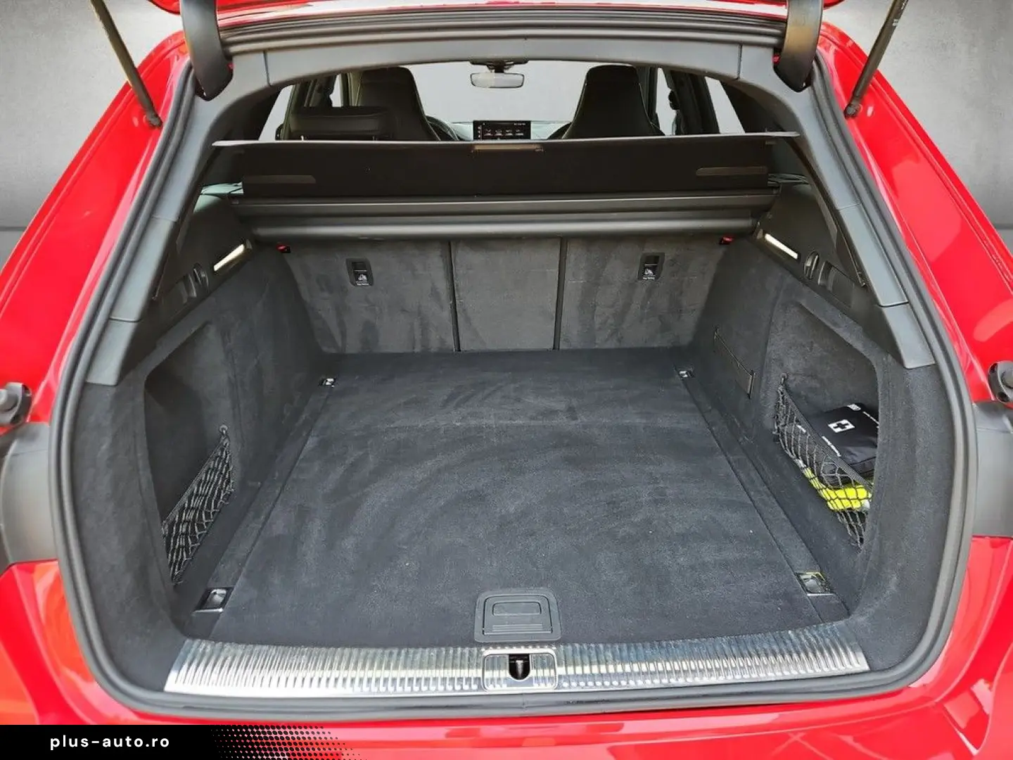 AUDI RS 4 Avant 2.9 TFSI quattro tiptronic  Kamera