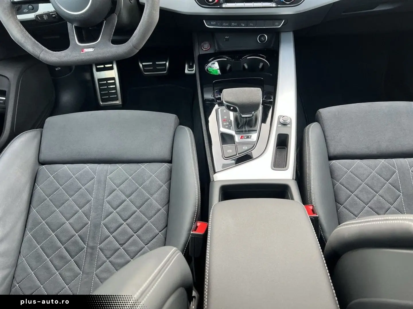 AUDI RS 4 Avant 2.9 TFSI quattro tiptronic  Matrix