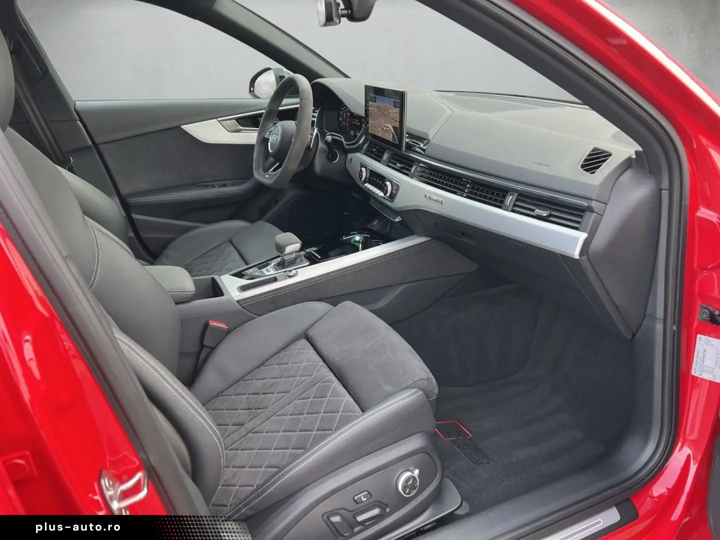 AUDI RS 4 Avant 2.9 TFSI quattro tiptronic  Matrix
