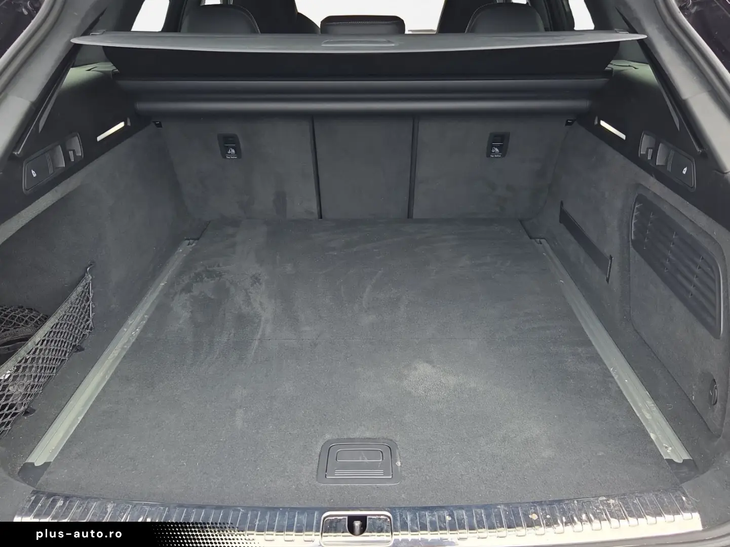 AUDI RS 6 Avant qu Navi Matrix B&O AHK HUD Pano Virtu
