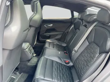 AUDI RS e-tron GT quattro MATRIX HUD ALLRADL KAM