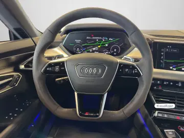 AUDI RS e-tron GT  Matrix Allradlenk ACC 22kW OBC Led