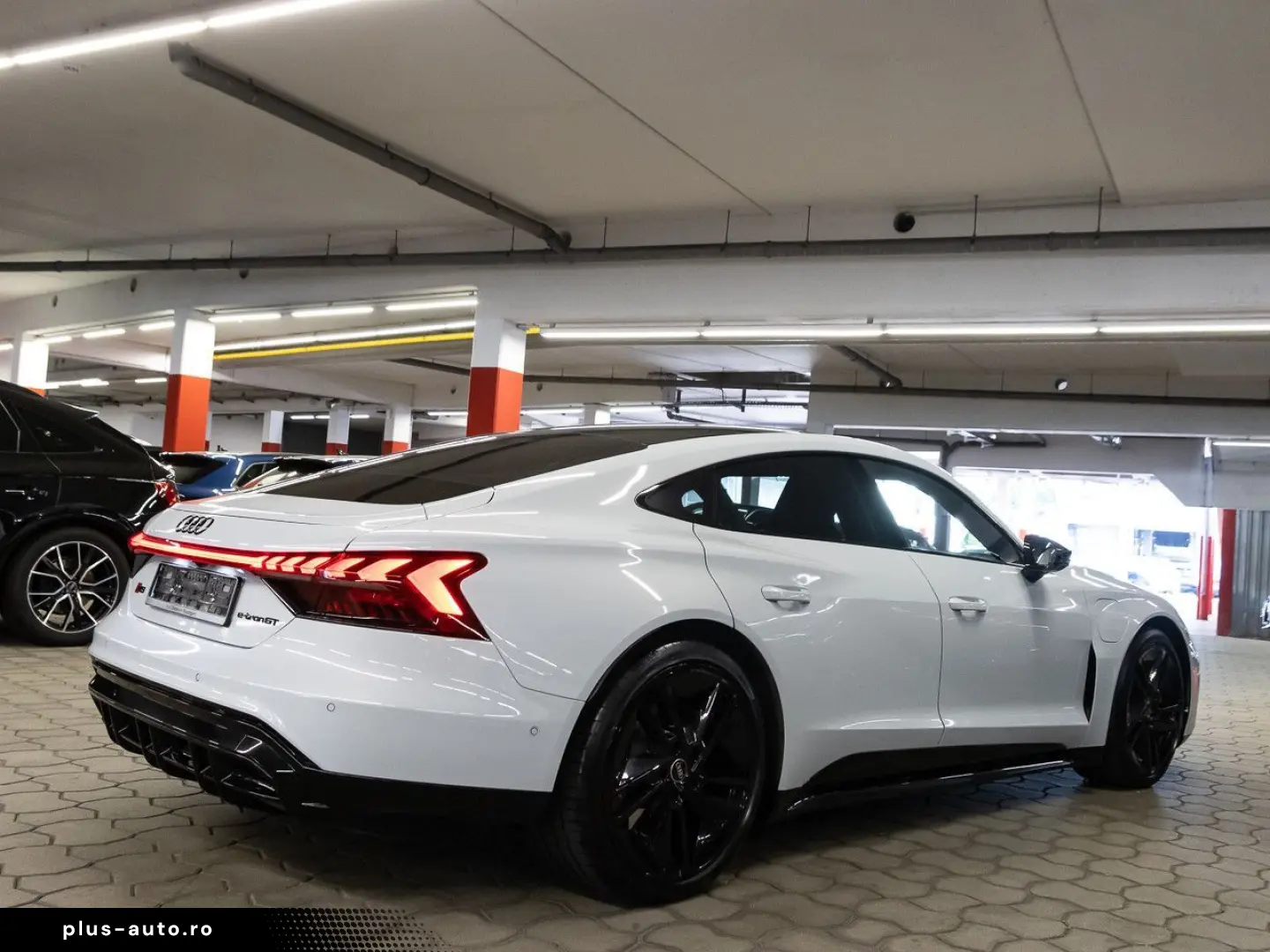AUDI RS e-tron GT quattro Matrix Pano HeadUp 360  B&O