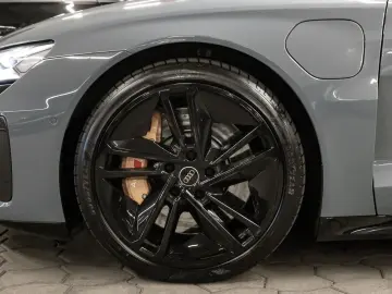 AUDI RS e-tron GT quattro Carbon 360  Head Up 21''