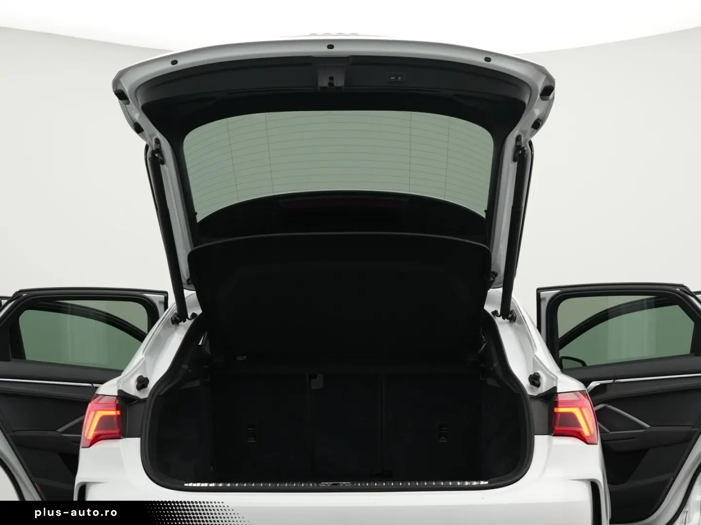 AUDI RS Q3 Sportback AHK MATRIX SONOS