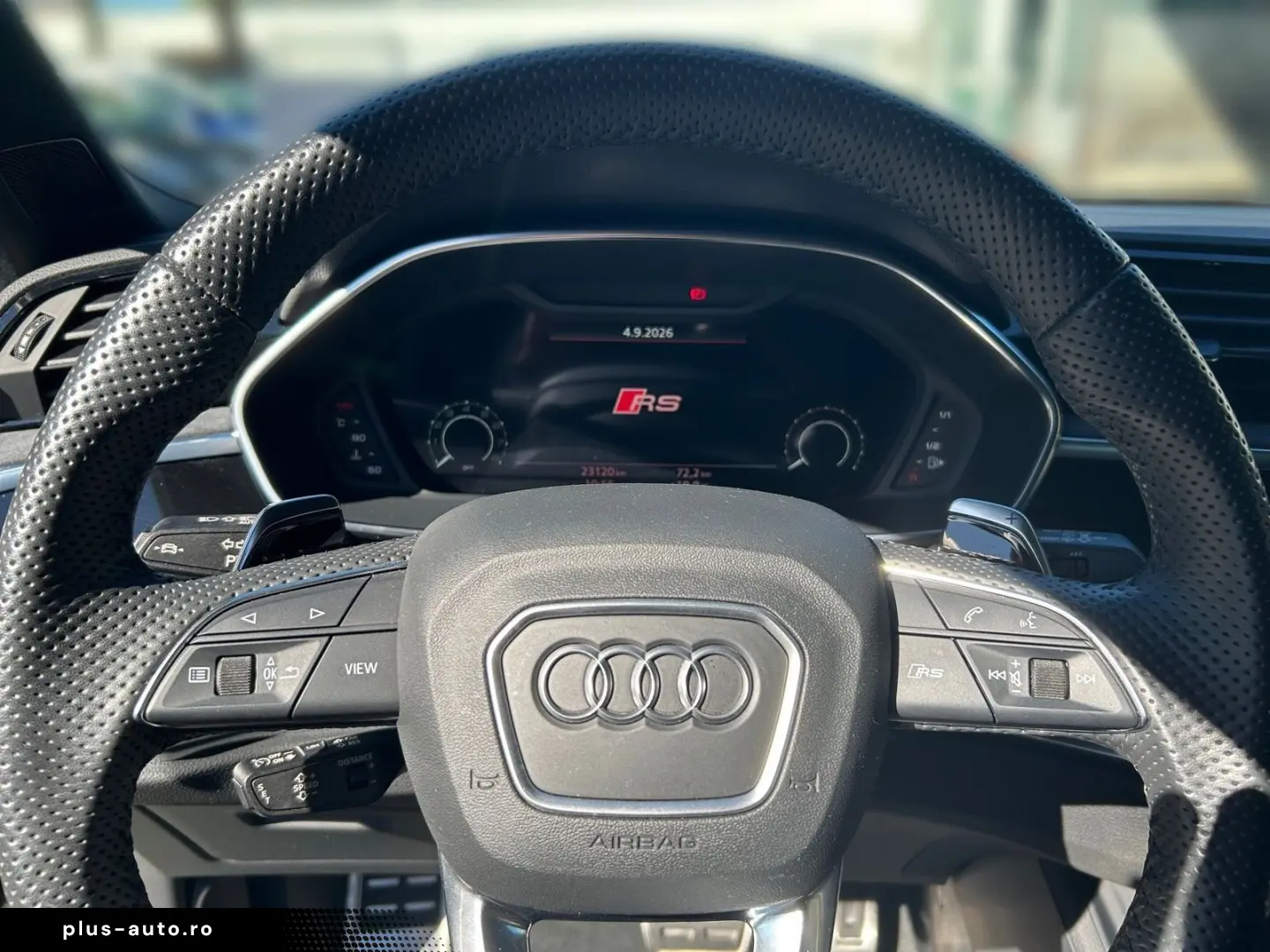 AUDI RSQ3 TFSI quattro  AHK 280 KM H SONOS