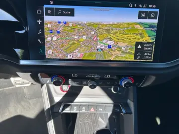 AUDI RSQ3 TFSI quattro  AHK 280 KM H SONOS