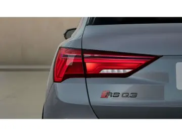 AUDI RS Q3 TFSI qu.  RS-Abgas. P-Dach 21''…