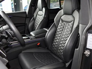 AUDI RS Q8 4.0 TFSI quattro 23  PANO. 360  SOFTCLOSE
