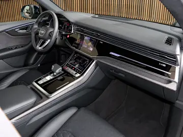 AUDI RS Q8 4.0 TFSI quattro 23  PANO. 360  SOFTCLOSE