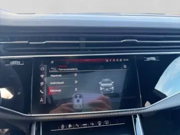 AUDI RSQ8 TFSI Q HD-MATRIX LUFT LM23 B&O PANO LEDER