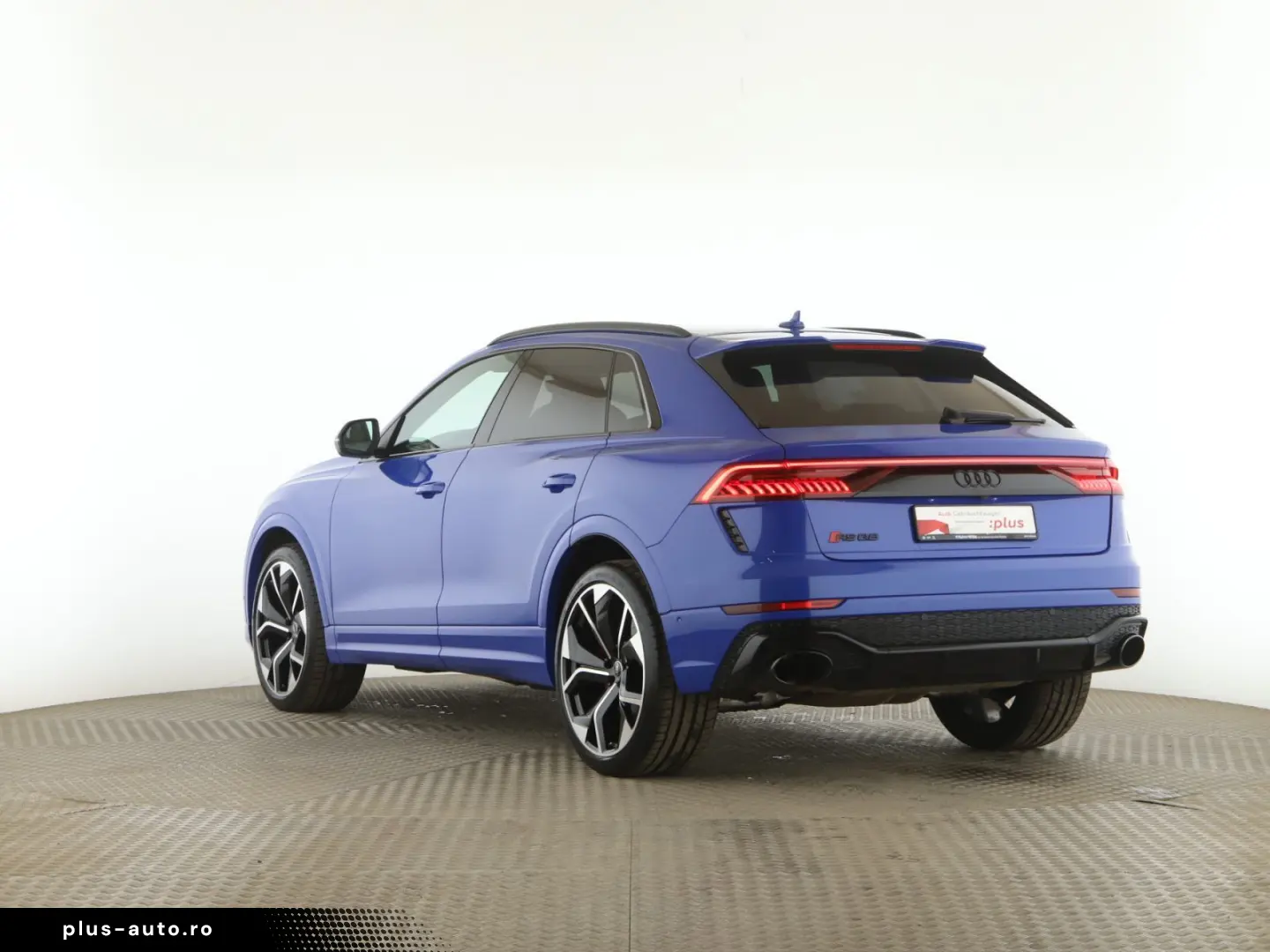 AUDI RS Q8 4.0 TFSI quattro Pano AHK RFK B&O LUFT Mem