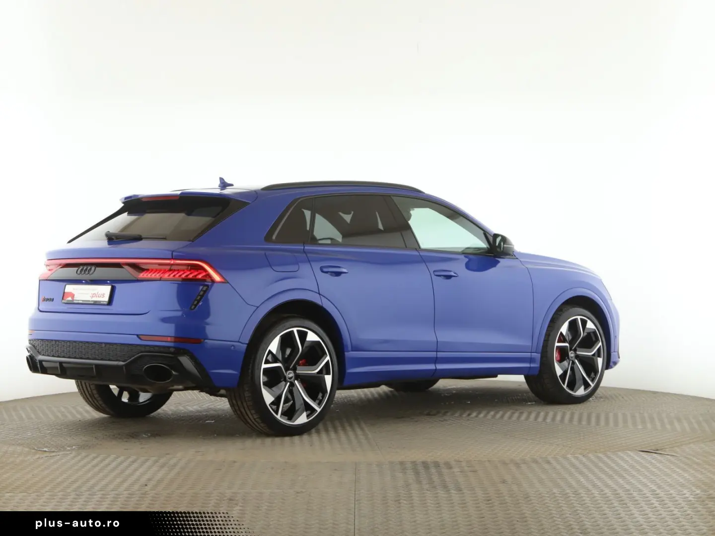 AUDI RS Q8 4.0 TFSI quattro Pano AHK RFK B&O LUFT Mem