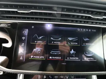 AUDI RS Q8 4.0 TFSI quattro Pano AHK RFK B&O LUFT Mem
