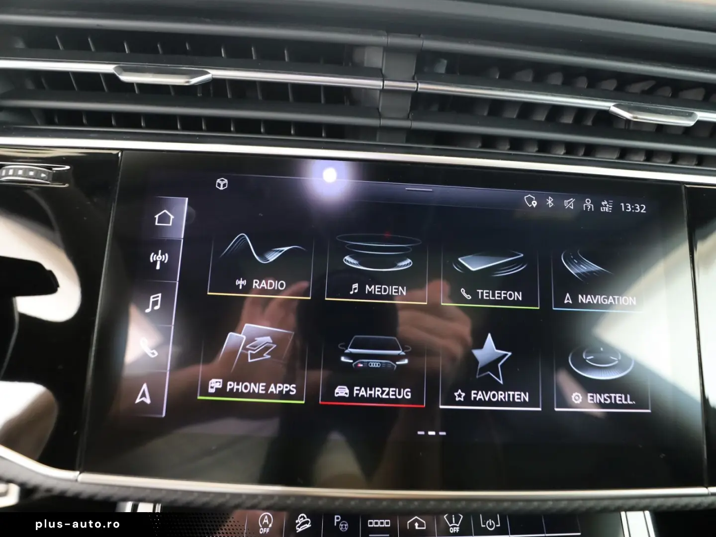 AUDI RS Q8 4.0 TFSI quattro Pano AHK RFK B&O LUFT Mem