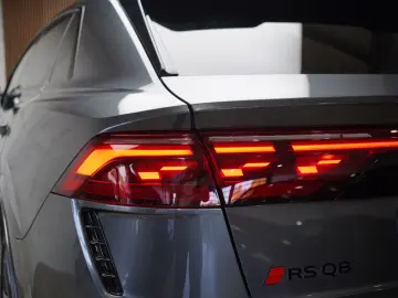 AUDI RS Q8   B&O   Matrix   AHK   HuD   Standheizung