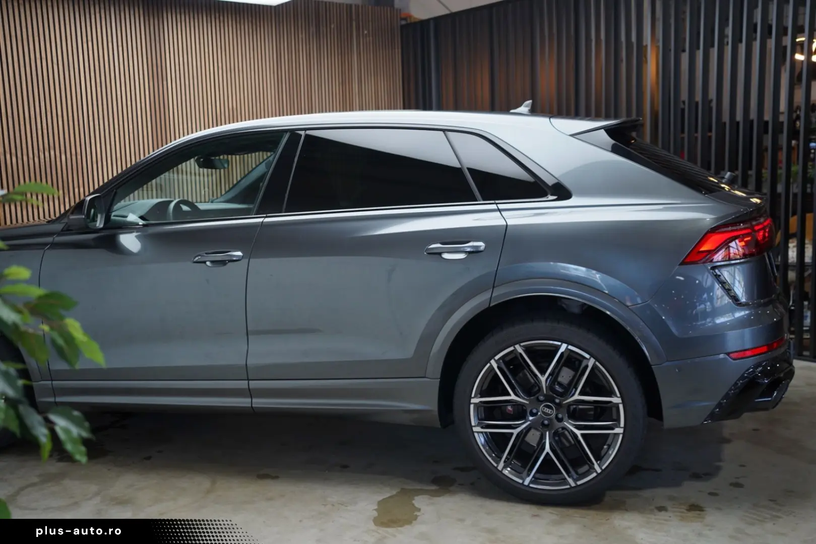 AUDI RS Q8   B&O   Matrix   AHK   HuD   Standheizung