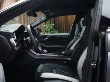 AUDI RS Q8   B&O   Matrix   AHK   HuD   Standheizung