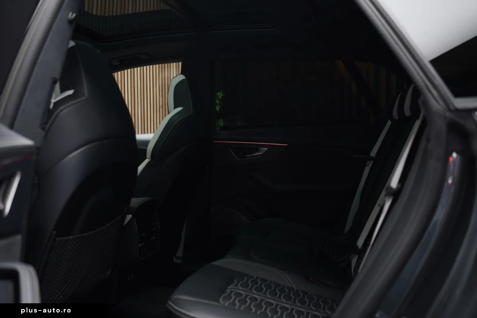 AUDI RS Q8   B&O   Matrix   AHK   HuD   Standheizung